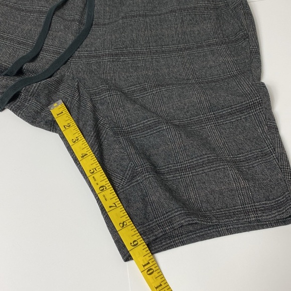 PacSun Dress Plaid Shorts size Large - Picture 4 of 7